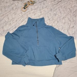 Lululemon Half zipped scuba